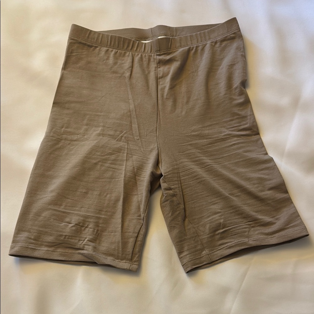 H&M | Tan Athletic Shorts with Classic Cut